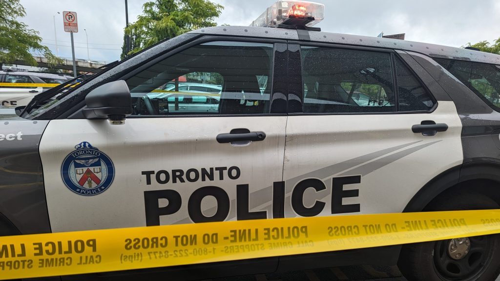 One Dead After Toronto Police Officer Fires Gun in North York — Breaking News Canada