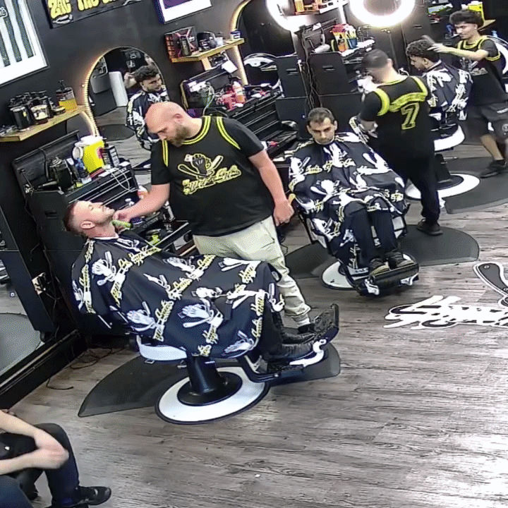 Video courtesy of Upper Cuts Hamilton Barbershop / @islamdabarber